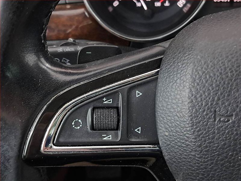 Škoda Superb (2014) 2.0 TDI, Automat, Kůže - fotka 18 z 23