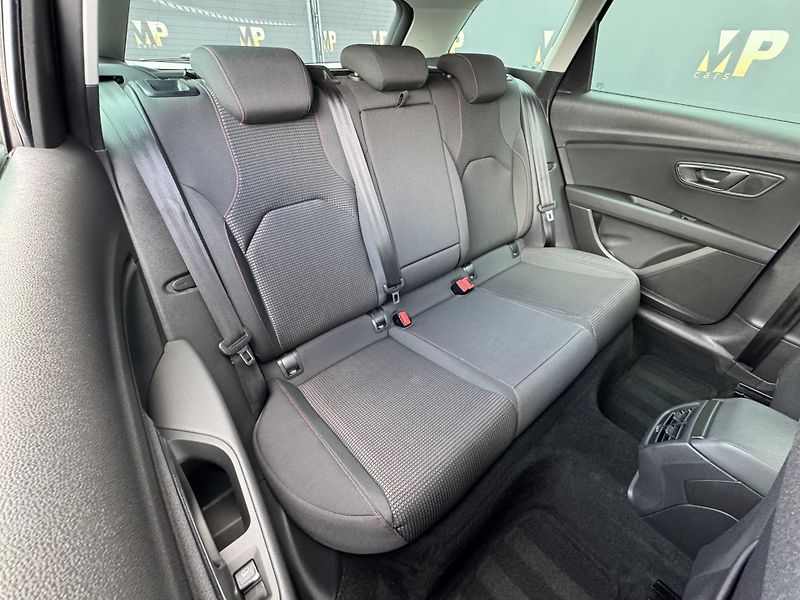 Seat Leon (2019) 1.5TSi MAN FR, 1.MAJ, FullLed - fotka 19 z 47
