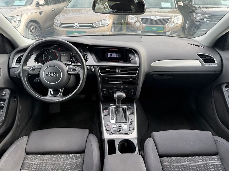 Audi A4 - fotka 5 z 9