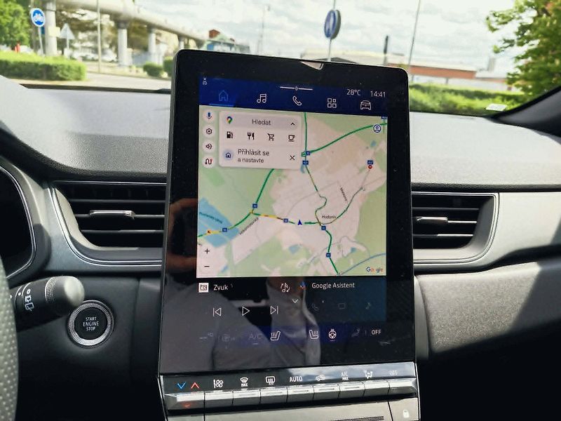 Renault Symbioz (2026) techno mild hybrid 140 EDC - fotka 16 z 21