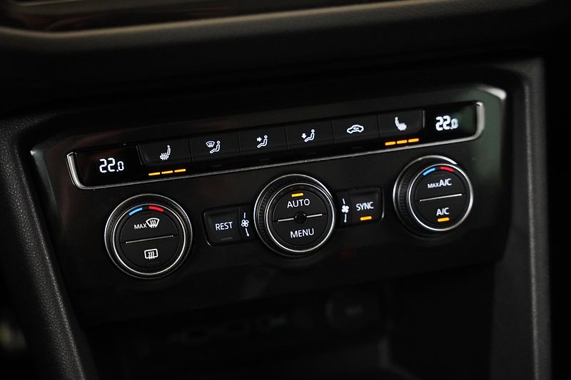 Volkswagen Tiguan - fotka 22 z 27