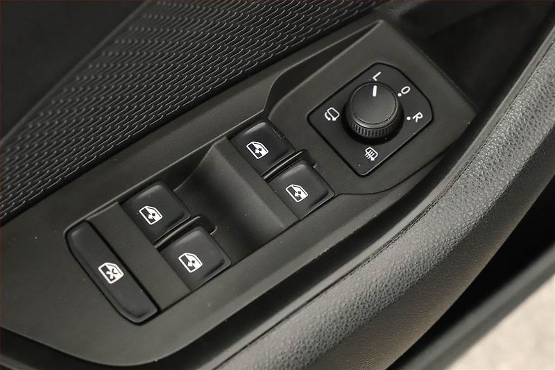 Škoda Octavia (2020) 1.5 TSI, ČR,1.maj, Tempomat - fotka 9 z 21