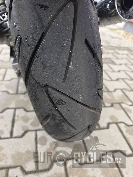 Honda CB 750 F2 Seven-Fifty (1994) - fotka 9 z 11