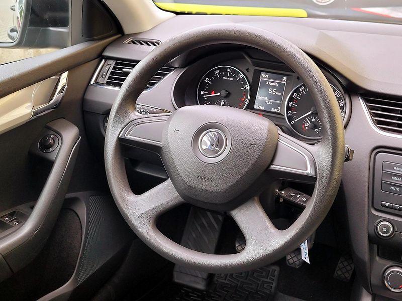 Škoda Octavia 1,4TSi SERV.KNIHA, rozvody     - fotka 32 z 48