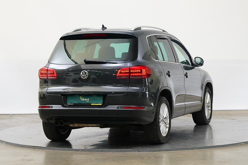 Volkswagen Tiguan - fotka 2 z 23
