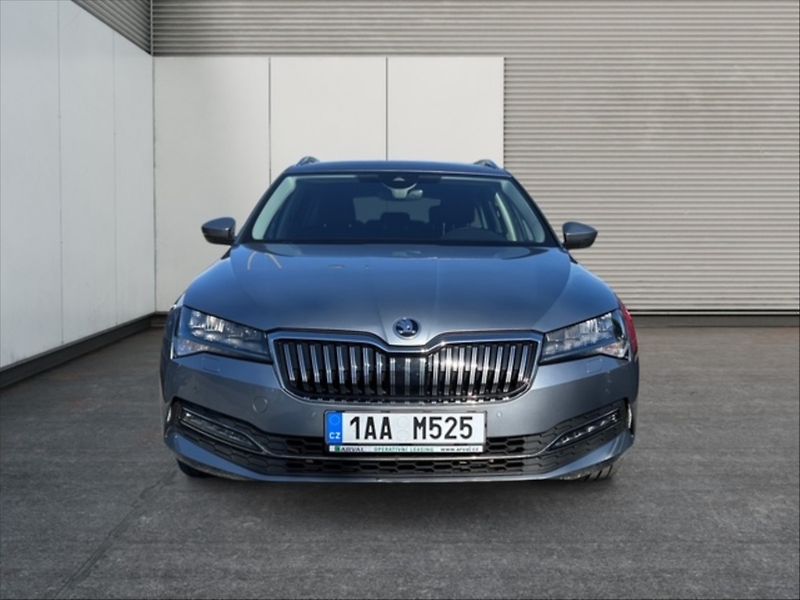 Škoda Superb 2,0 TDI 110 Style AT - fotka 2 z 11