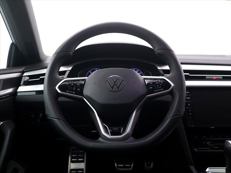 Volkswagen Arteon 2.0 TDI 147kW 4M DSG R-line DP - fotka 20 z 41