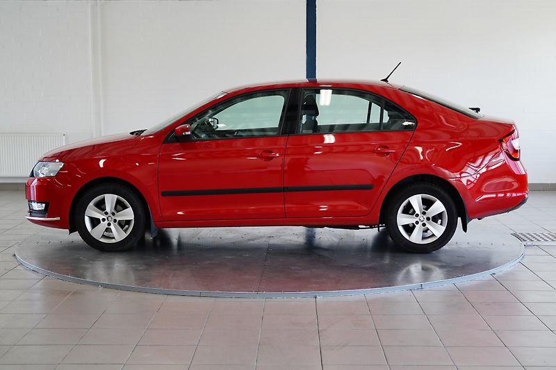 Škoda Rapid - fotka 3 z 23