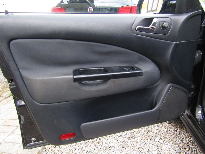 Škoda Octavia (2008) 1.9 TDI 74kW BEZ KOROZE - fotka 18 z 35