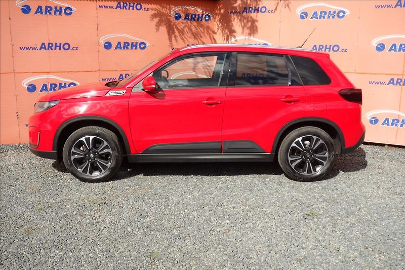 Suzuki Vitara 1,4 BJet,ČR,SERV.KN.,ELEGANCE. - fotka 4 z 40