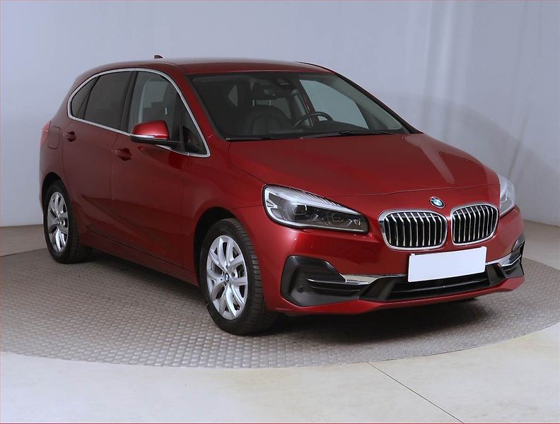 BMW Řada 2 (2020) 225xe Active Tourer, 4X4 - fotografie inzerátu