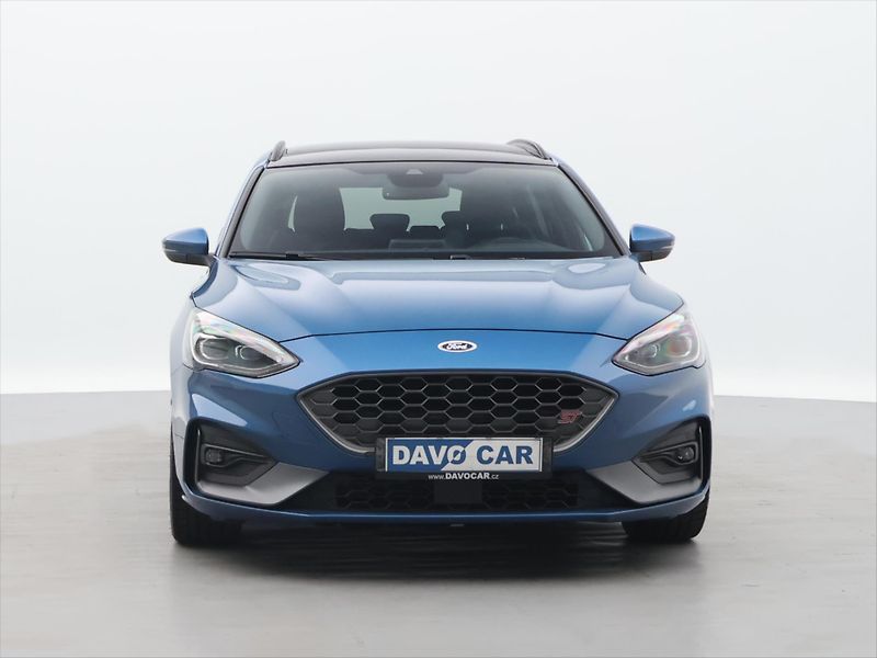 Ford Focus 2,3 ST 206kW Panorama - fotka 2 z 31