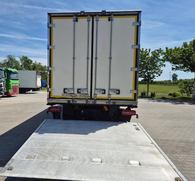 MAN TGS (2016) 26.400 6x2 chlaďák EURO 6 - fotka 8 z 14