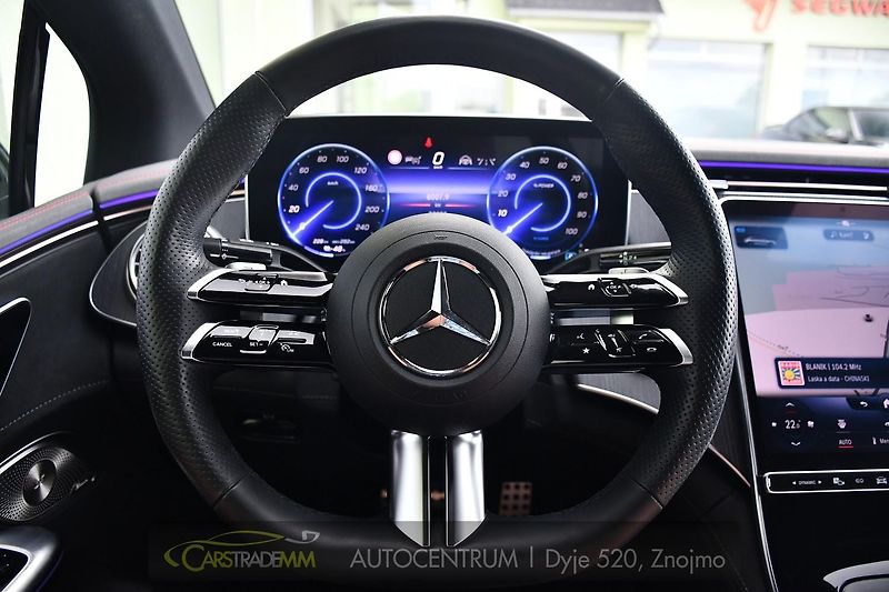 Mercedes-Benz EQE 350 4MATIC AMG  - fotka 28 z 54