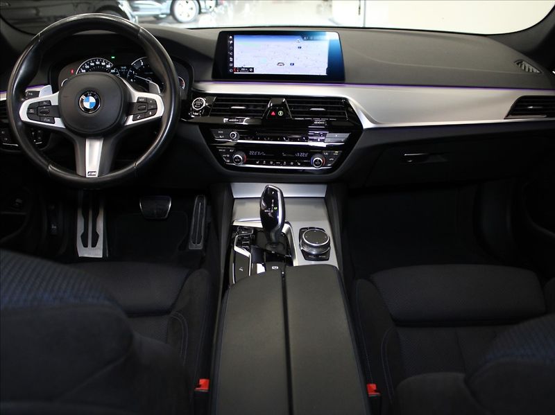 BMW Řada 5 530xD M-Paket Paměť TAŽNÉ   3, - fotka 8 z 36