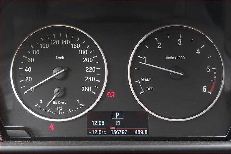 BMW Řada 1 (2013) 116d, Automat, Serv.kniha - fotka 11 z 15