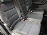 Volkswagen Touran (2011) 1.6TDI, Klima - náhled 12