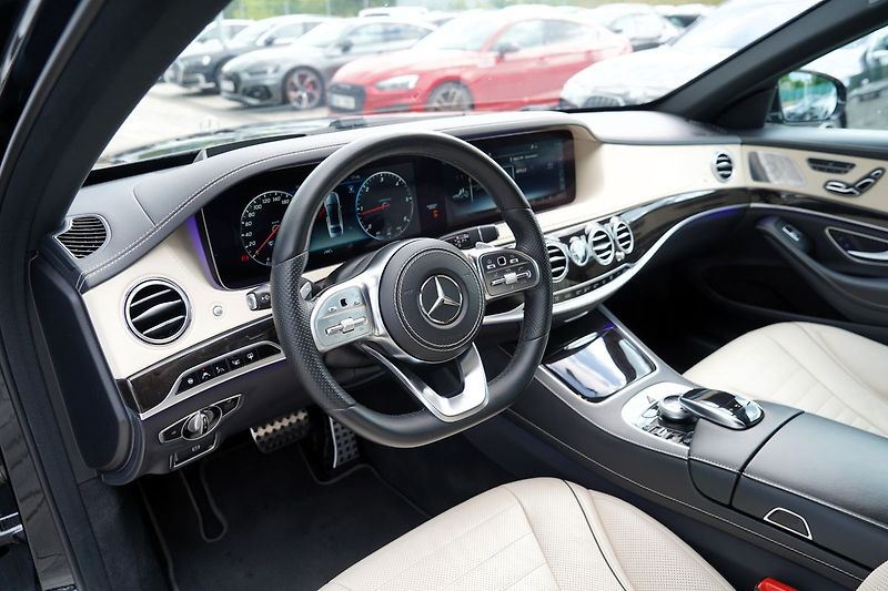 Mercedes-Benz Třídy S S 350d Long 4matic AMG TV - fotka 25 z 50