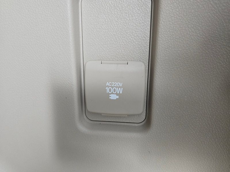 Toyota Land Cruiser (2019) LC150 2.8D-4D 130kW 4x4 - fotka 22 z 26