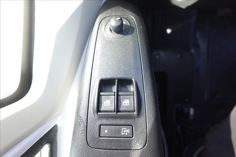 Fiat Ducato 2,3 JTD  L2H2 CHLAĎÁK DO 0°C - fotka 17 z 28