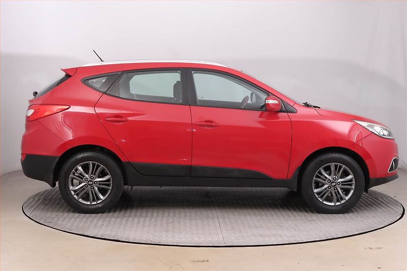 Hyundai ix35 (2014) 1.7 CRDi, Serv.kniha, Tempomat - fotka 6 z 16