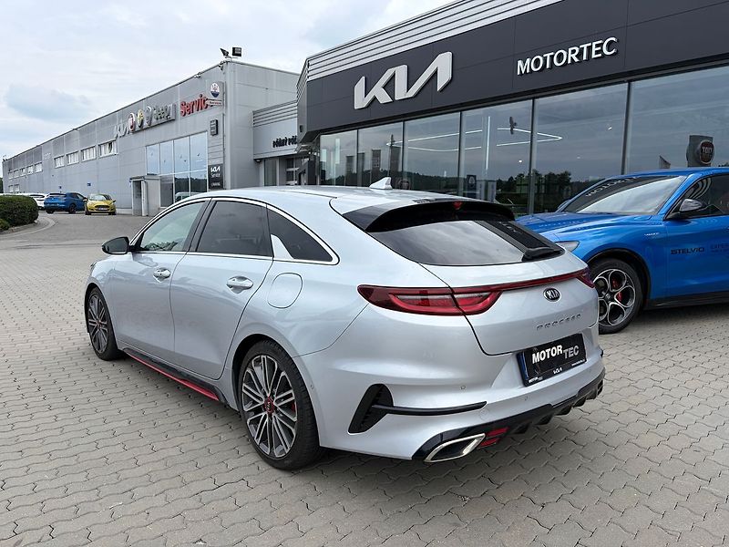 Kia Pro_Ceed 1.6 T-GDI 150kW GT-Line AT - fotka 4 z 9