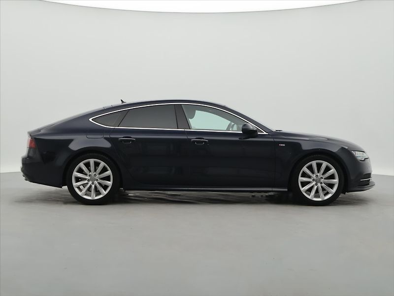 Audi A7 3,0 TDI 200kW Quattro S-Tronic - fotka 8 z 37