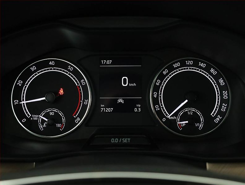 Škoda Scala (2023) Style 1.0 TSI, Serv.kniha - fotka 9 z 21