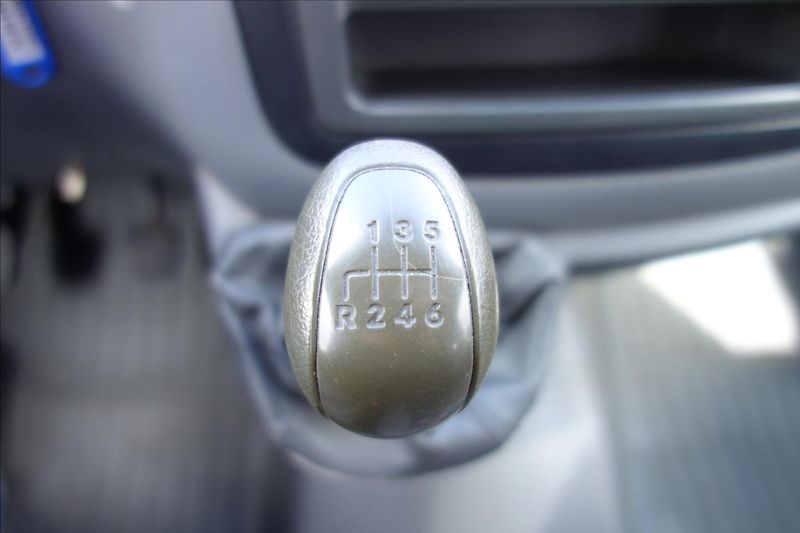 Mercedes-Benz Vito 2,2 CDi 80KW, ČR, 6MÍST,111. - fotka 24 z 27