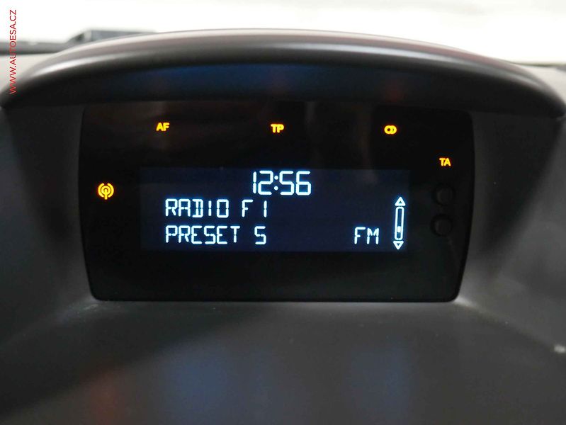 Ford Fiesta (2016) 1.0 EB, ČR - fotka 13 z 18