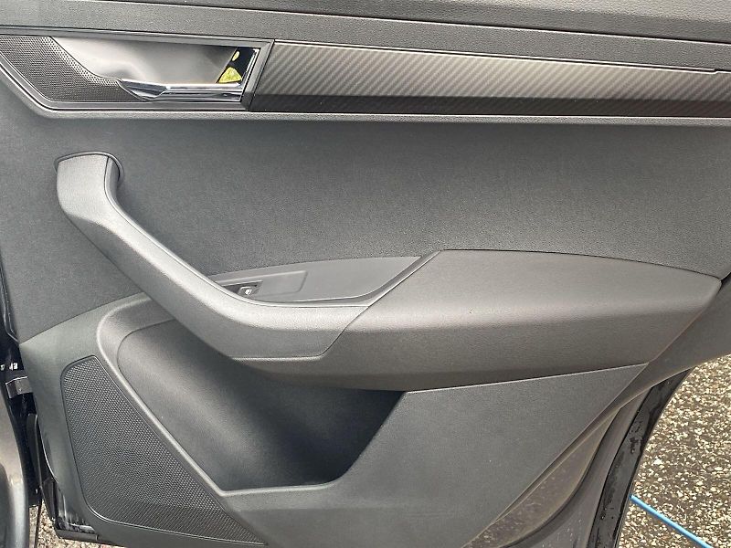 Škoda Karoq (2026) 1.5 TSI DSG Sportline - fotka 38 z 45