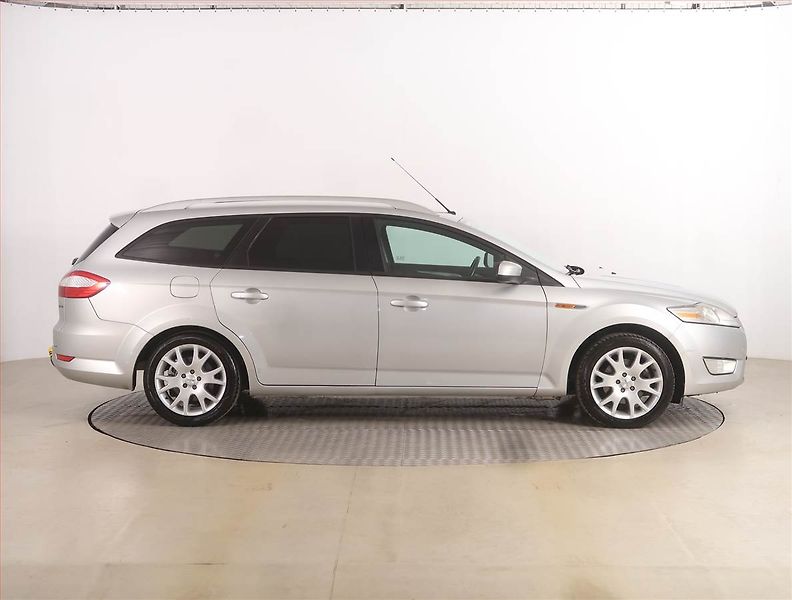 Ford Mondeo (2010) 2.0 TDCi, Serv.kniha, nová STK - fotka 6 z 18