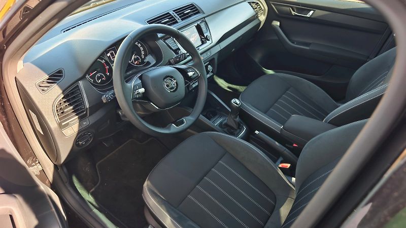 Škoda Fabia (2021) FAB COM STYLE 70TSI/1.0 M5F LE - fotka 8 z 31