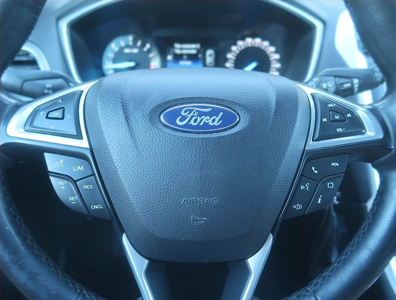 Ford Mondeo (2018) Titanium 2.0 TDCI, Navi - fotka 17 z 17