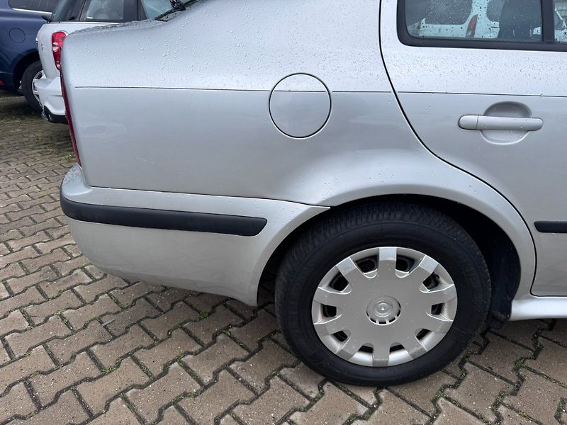 Škoda Octavia (2003) 1,6 SR 75 KW 2 MAJ STK KM - fotka 16 z 42