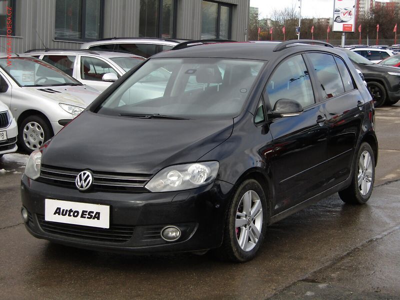 Volkswagen Golf Plus (2011) 1.6 TDi, AC - fotka 3 z 18