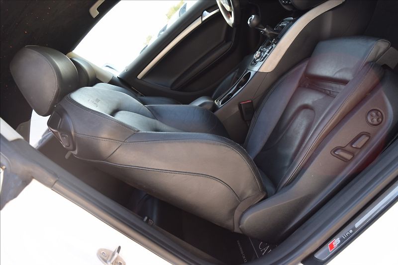 Audi A5 3,0 TDI 176KW S-LINE ALU SERVI - fotka 42 z 48