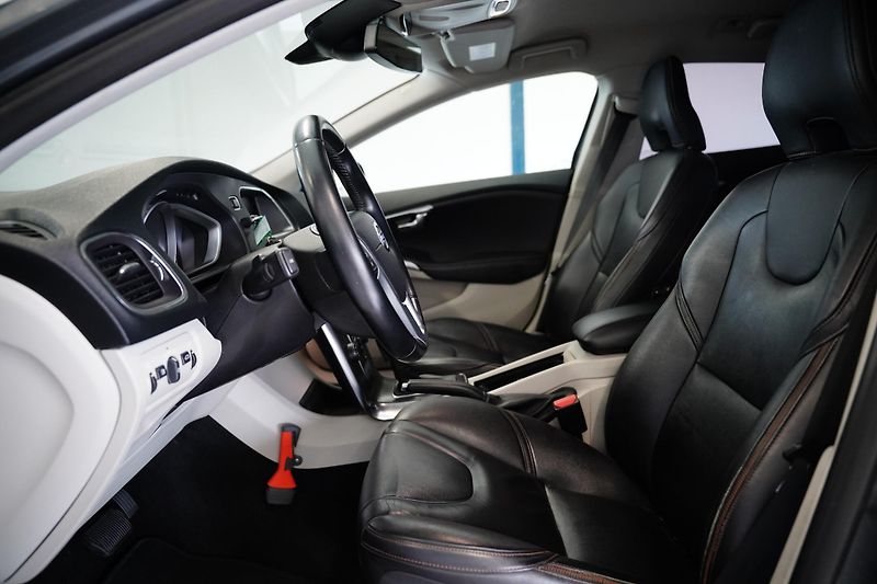 Volvo V40 - fotka 5 z 23