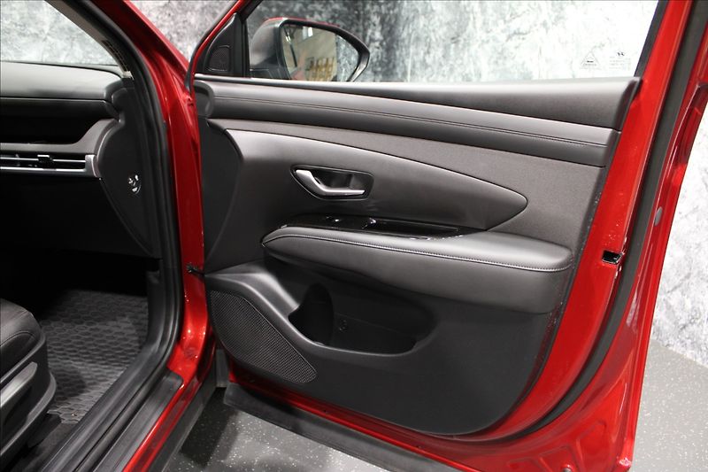 Hyundai Tucson 1,6 T-GDI MHEV 1.maj. STYLE CZ - fotka 10 z 32