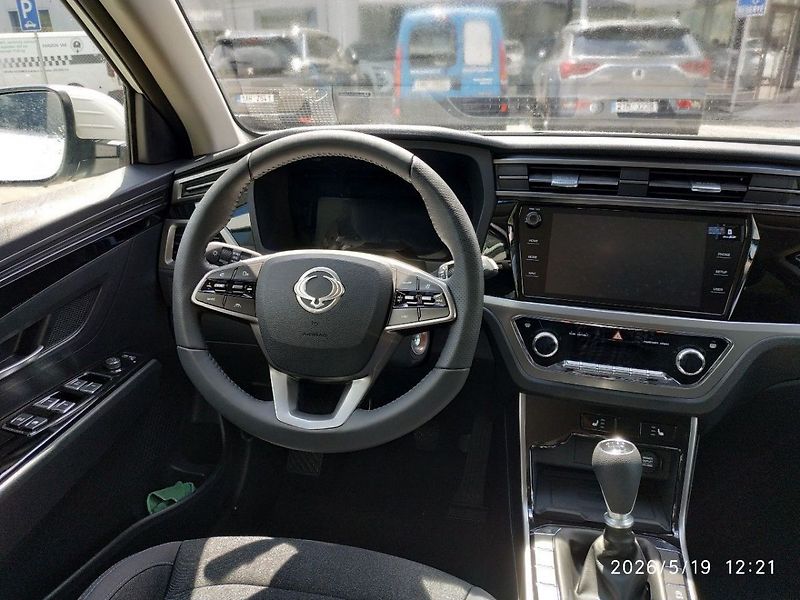 KGM Korando 1.5T, Style+2WD, AT, SKLADEM - fotka 10 z 23