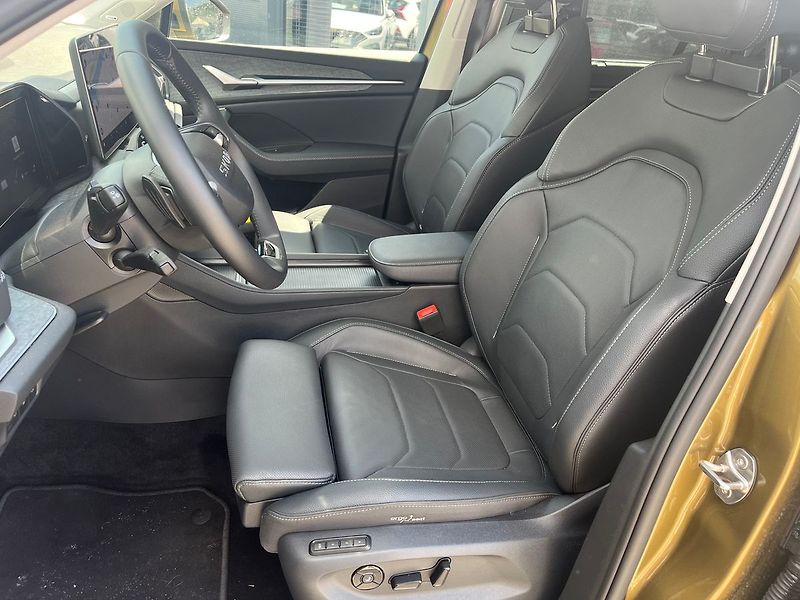 Škoda Kodiaq 2.0 TSI/150kW Excl.Selection D - fotka 17 z 32