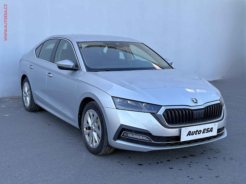 Škoda Octavia (2021) 1.5 TSi, ČR, Style, LED - fotografie inzerátu