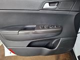 Kia Sportage (2016) 1.7CRDi 85kW -1.MAJITEL-KAMERA - náhled 21