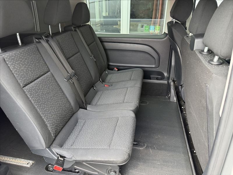 Mercedes-Benz Vito 116CDI XL,4x4,AT,6míst,1maj - fotka 20 z 25