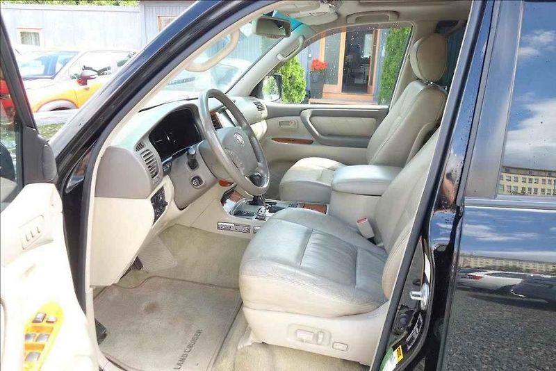 Land Cruiser je klasika mezi pick-upy.