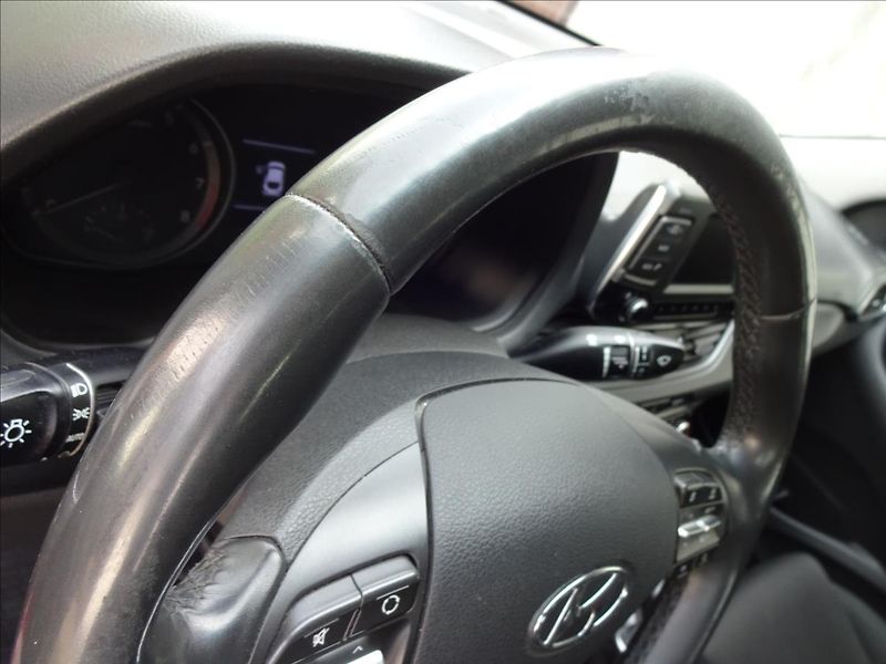 Hyundai i30 1,4 T-GDi 103 kW Fastback - fotka 41 z 55