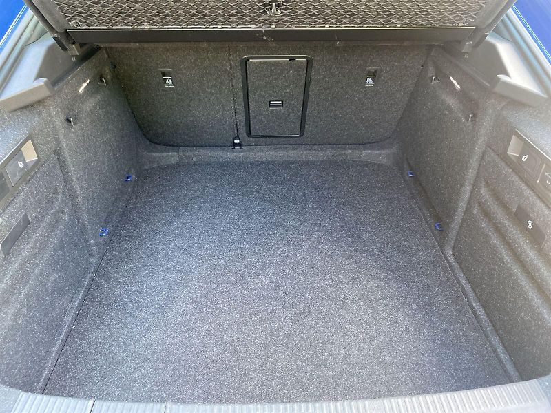 Škoda Superb (2022) 2.0 TSI 206kW 4x4 DSG L&K - fotka 36 z 41