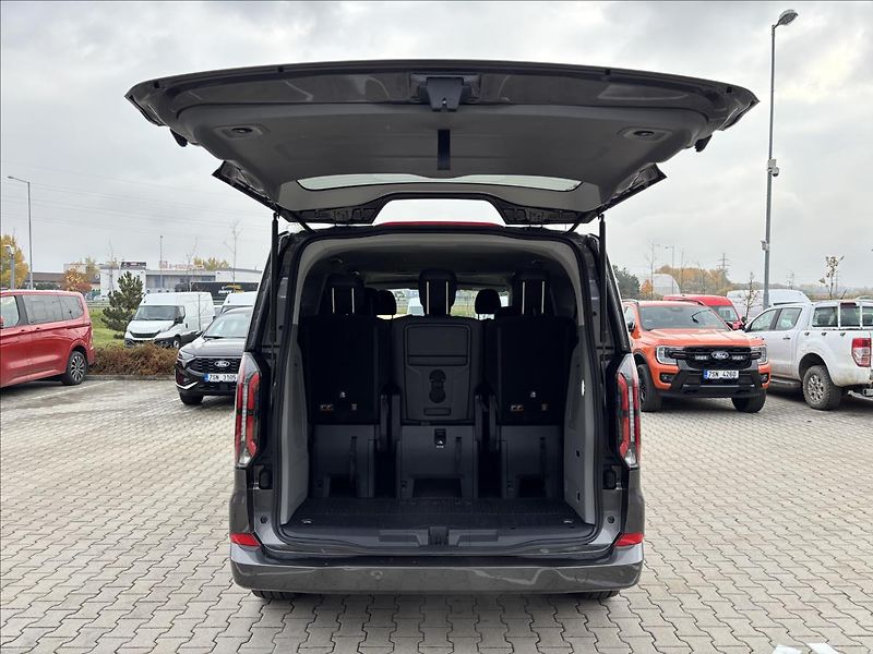 Ford Tourneo Custom 2,0 125kW Titanium X AWD L1 - fotka 11 z 47