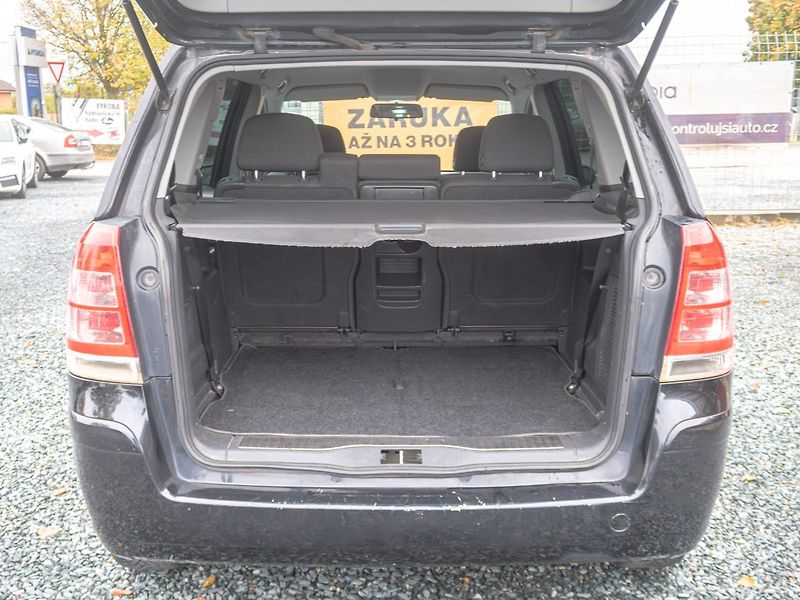 Opel Zafira (2008) 1.9D 88KW - 7 sedadel - fotka 35 z 40