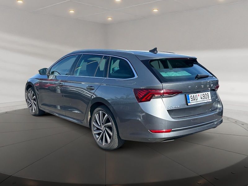 Škoda Octavia (2023) STYLE 1.5E-TEC 110kW DSG TAŽNÉ - fotka 4 z 11